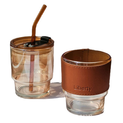 lederne Glasflasche des wasser-450ml mit Glasstroh